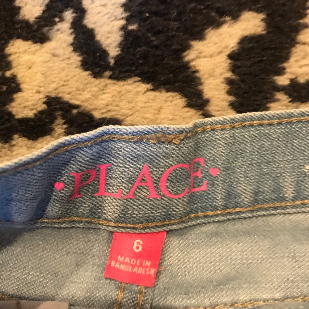 Shorts - Picture 4 of 4